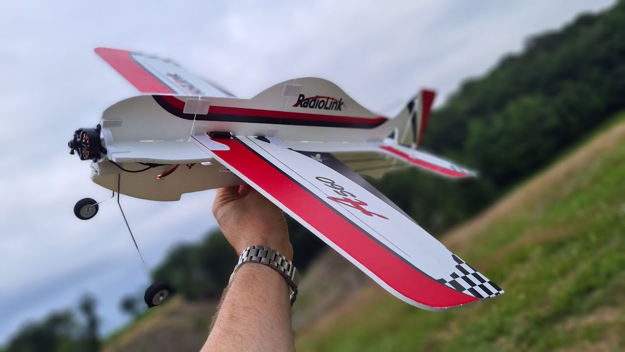 Radiolink A 560 3 D Flugzeug - Test der Senkrecht Moden - leider Chrash! Wie stabil ist der Flieger?