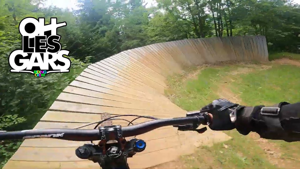 VTT DH KEVINA PISTE NOIRE BIKE PARK VILLARD DE LANS