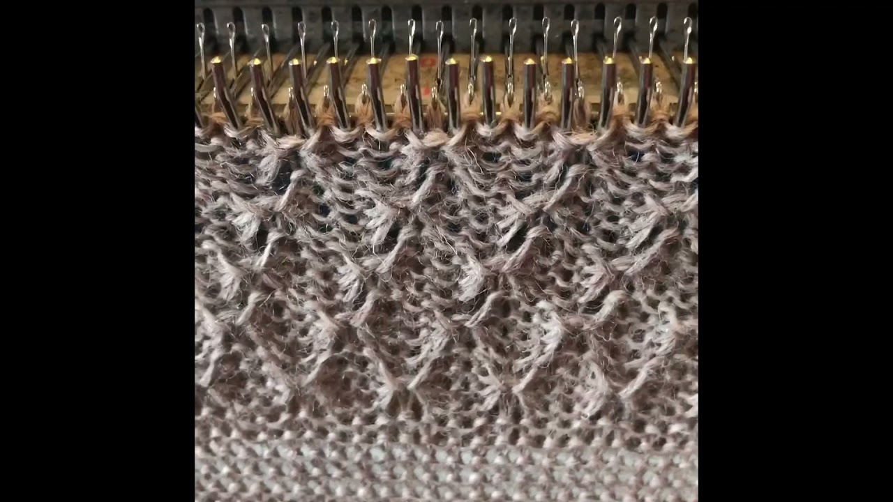 Tuck stitch on the Toyota knitting machine