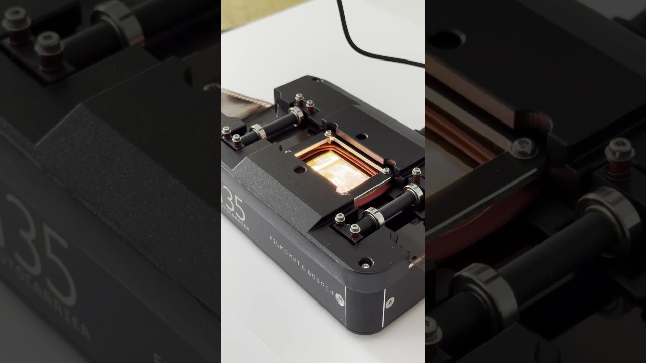 The new 135 Autocarrier - fully automatic camera scanning system.