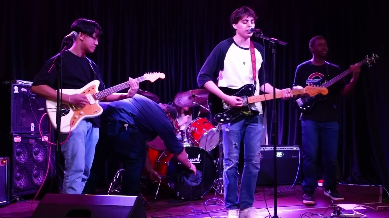 Rousers Manic @The Dive Bar and Restaurant 11/24/23