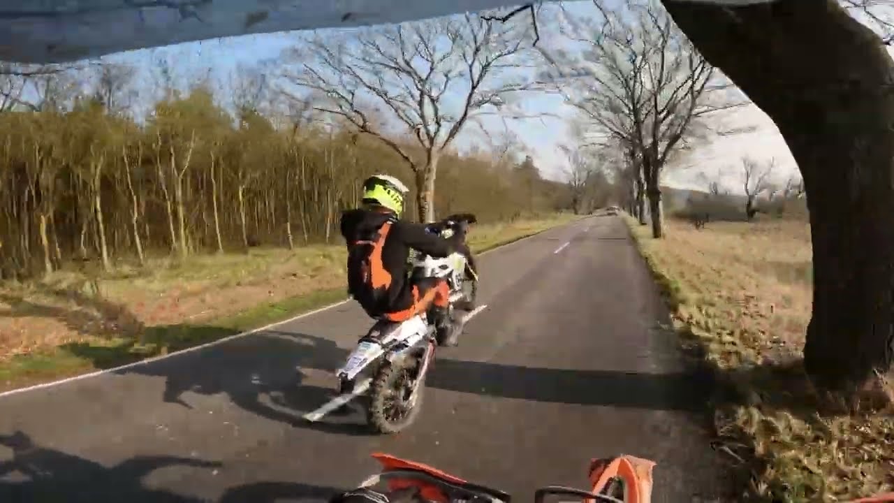 KTM EXC 525 & HUSQVARNA TE300I LUŹNE ENDURO