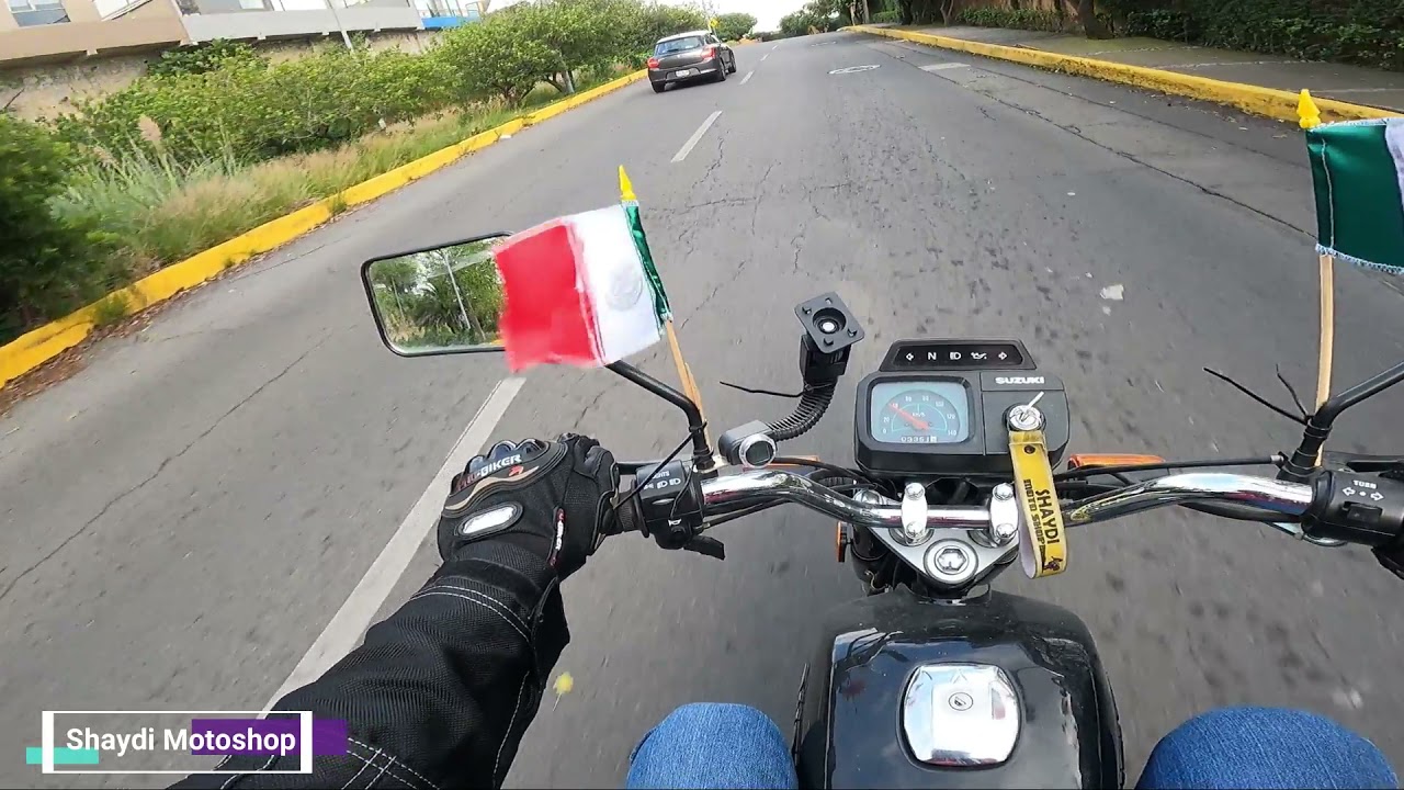 Suzuki ax100 en subidas