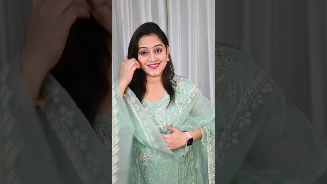 आज का कलेक्शन सचमुच बहुत ही खास है ऐसे सूट मिले हैं ना जिनकी मैंने उम्मीद भी नहीं की थी |