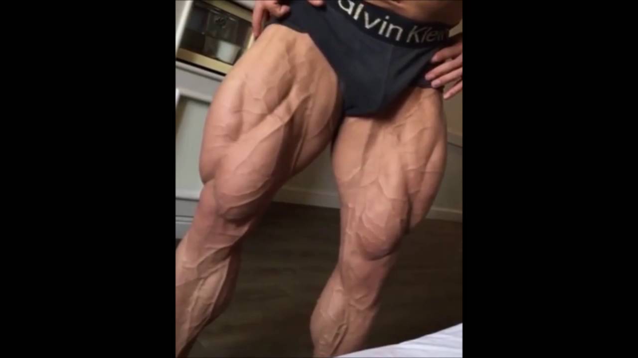 Korean Bodybuilder Flexing Legs