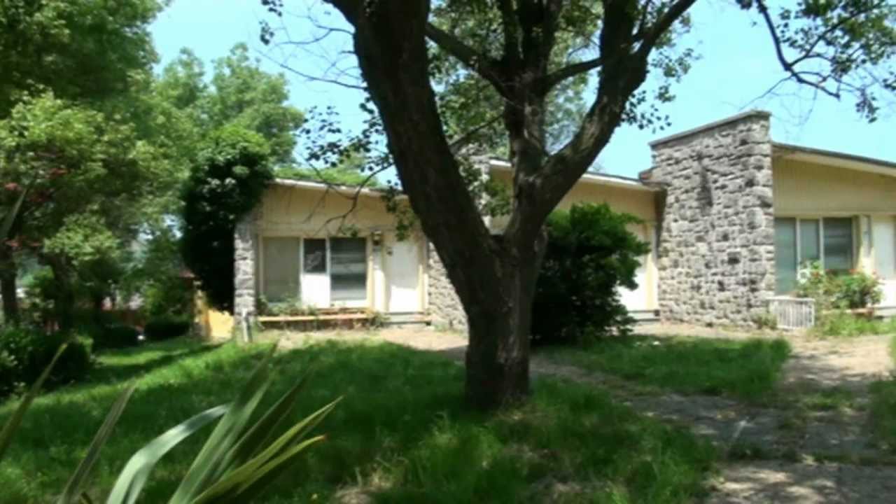 PLACE Chalets y casas abandonadas de Ciudad de Vacaciones de Perlora