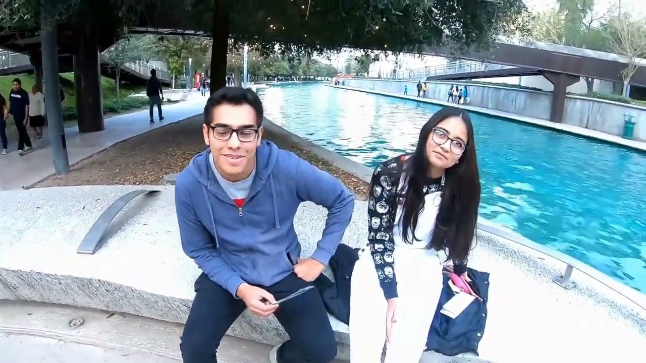 Evangelista se topa con un Agnóstico y una Católica