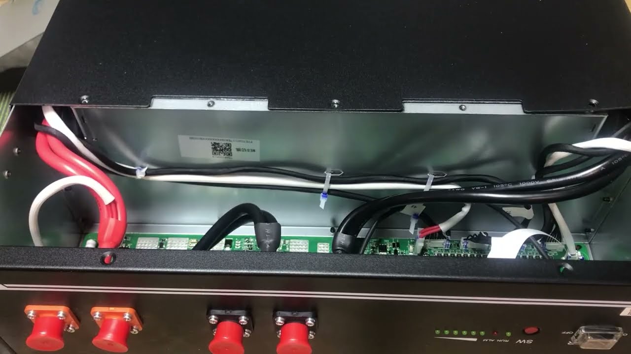 АКБ Pylontech US5000 (48В. 4,8 вкВт*г) постійно в аварії. Вивчаємо БМС.