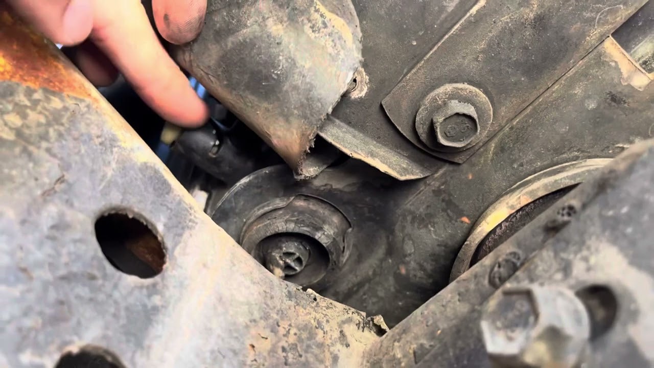 2001 Chevrolet S10 Radiator Drain Hack! Saved so much time!