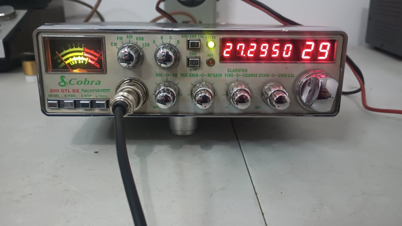 The Cobra 200 GTL DX, Cobra's Most Unique or a Huge Failure? This is a nice one