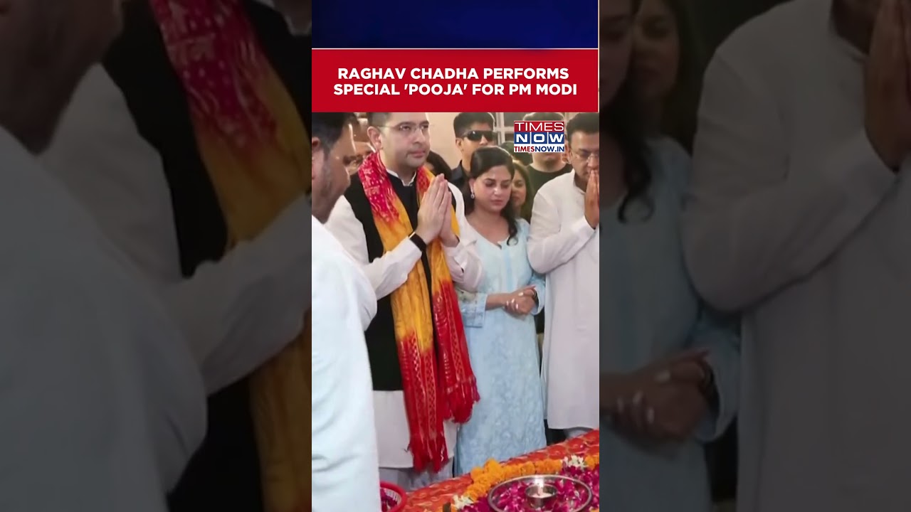 Raghav Chadha Performs Special 'Pooja' As PM Modi Becomes Longest-Serving Elected PM #Shorts