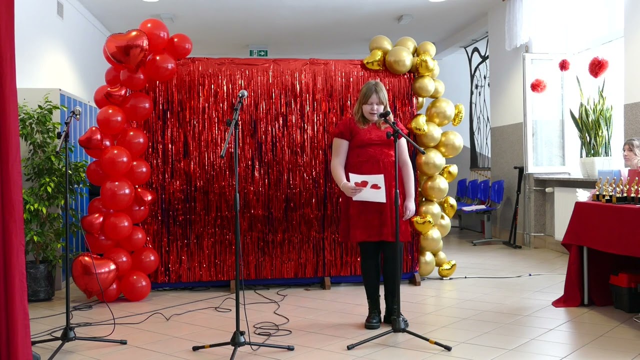 Nadia Przygocka w piosence  