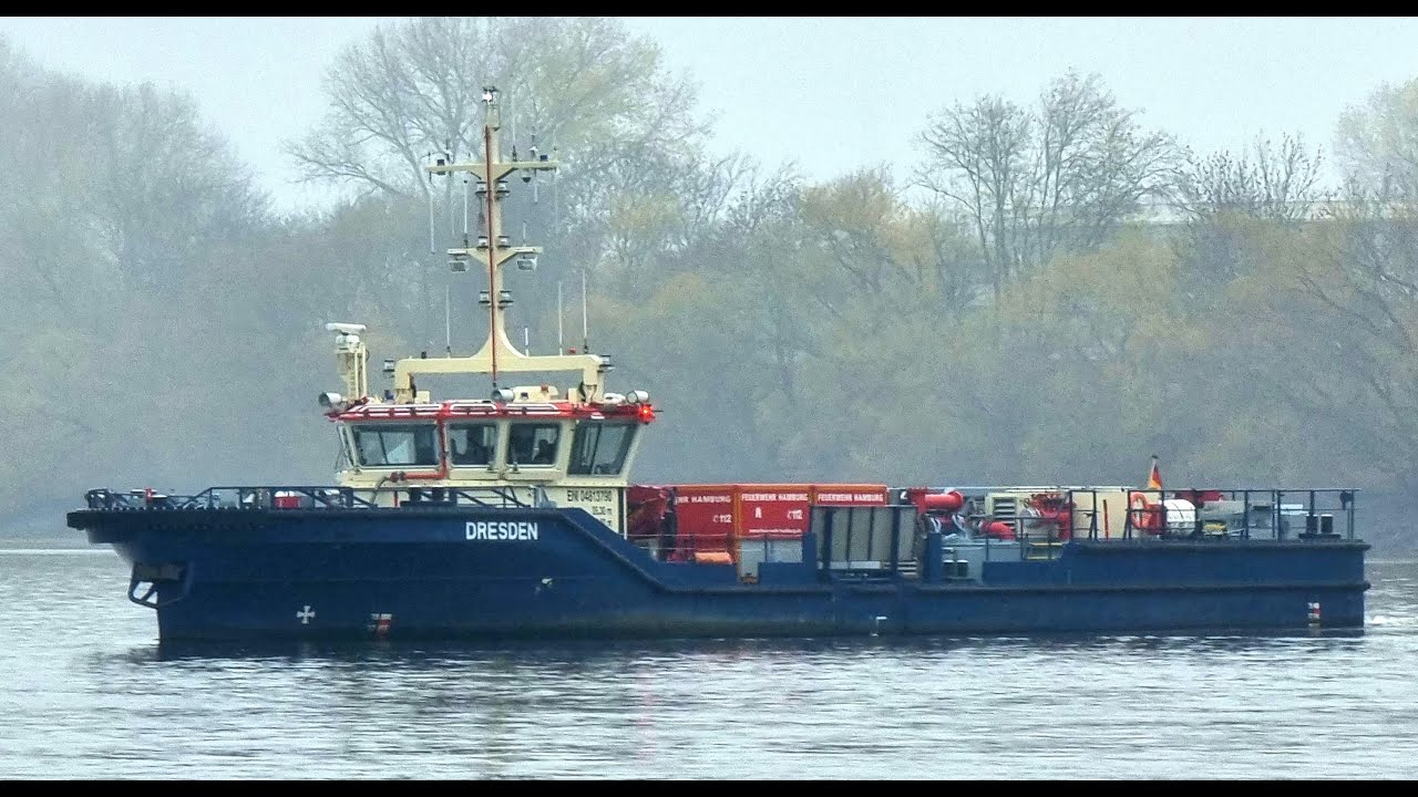 Im Binnenhafen Hamburg-Harburg I Dresden Hamburg