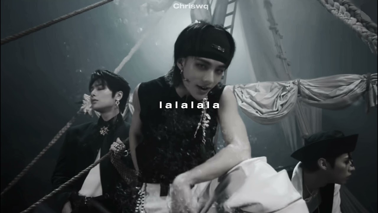stray kids - lalalala (slowed + reverb)
