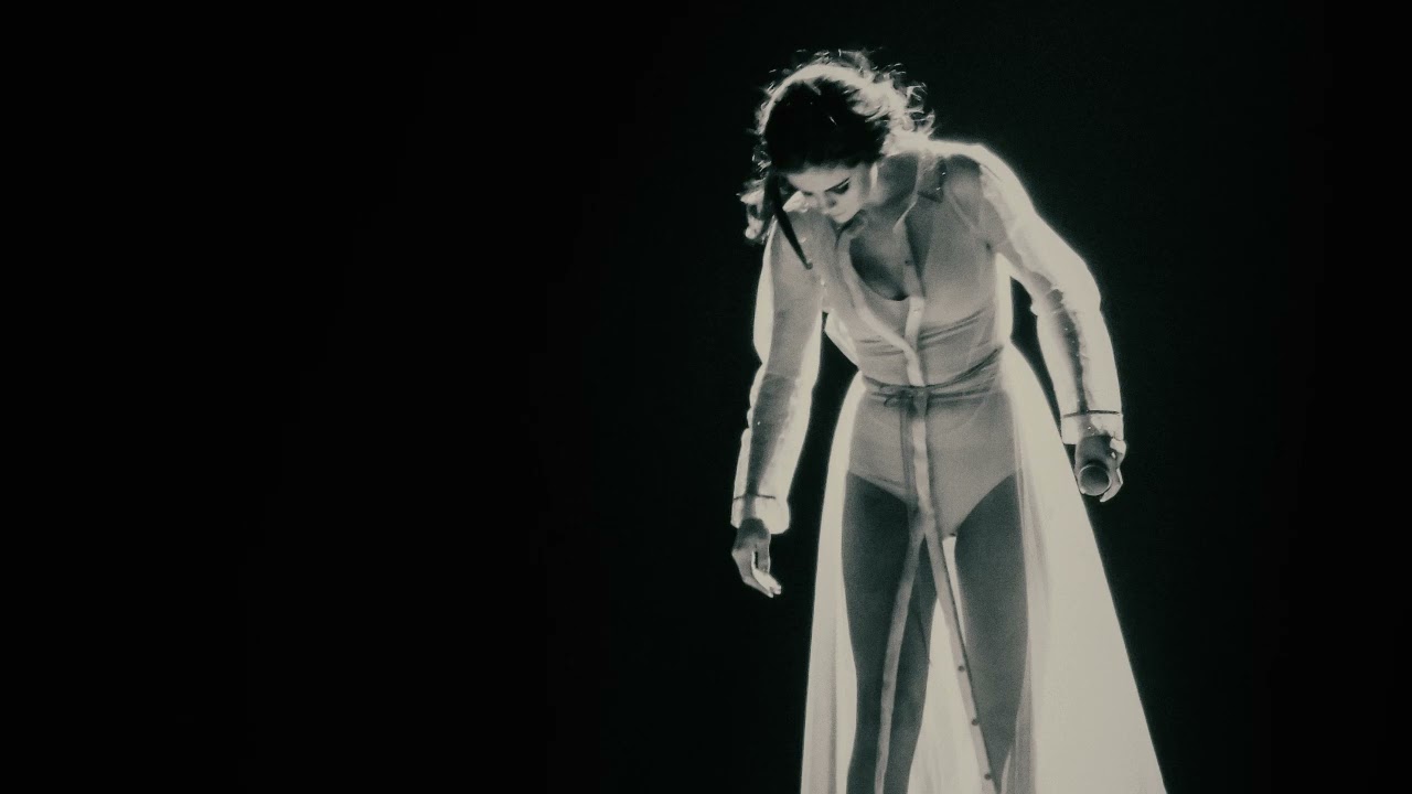 Selena Gomez - Feel me (slowed & reverb)