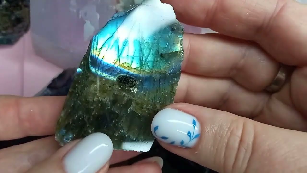 Каменная лавка (Минералы 4 часть)