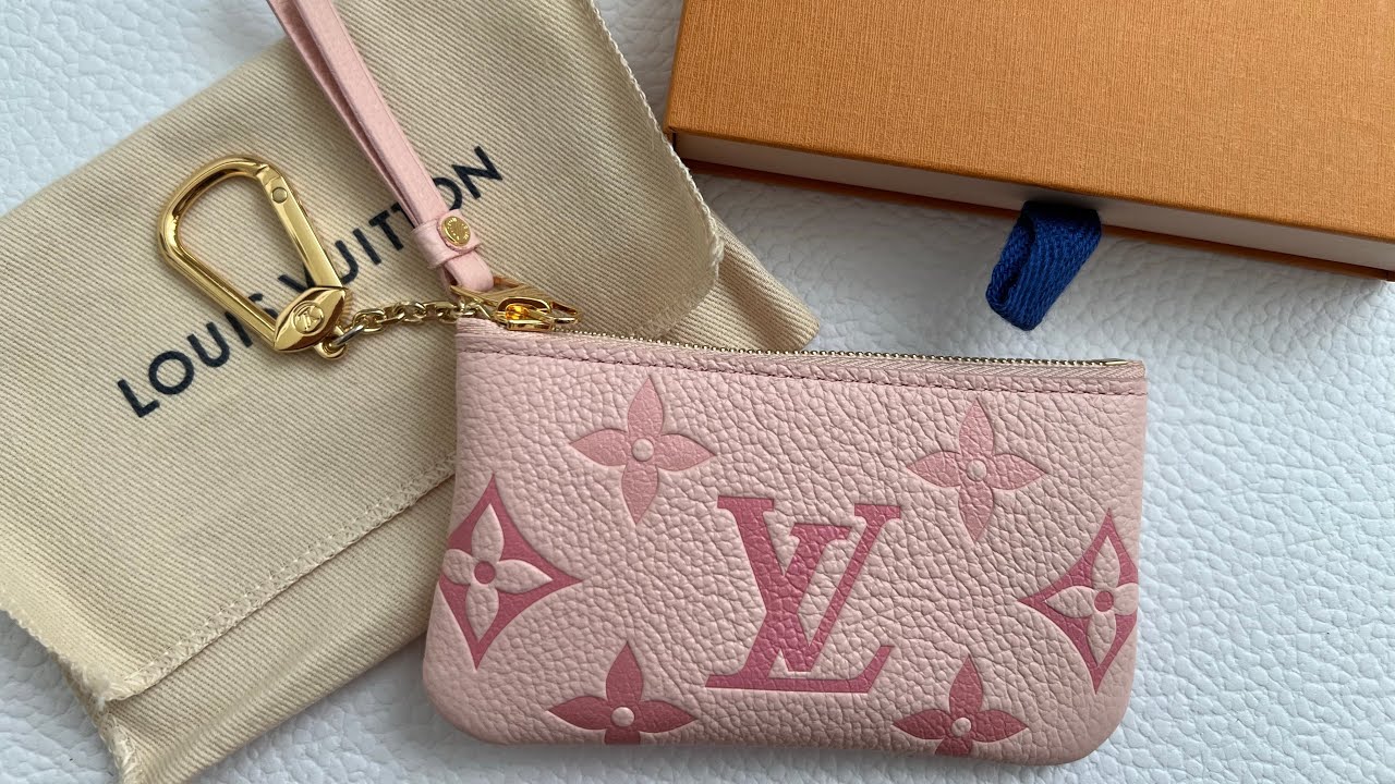UNBOXING/REVEAL: LOUIS VUITTON BY THE POOL 2023 SUMMER PINK DEGRADE KEY POUCH/CLES
