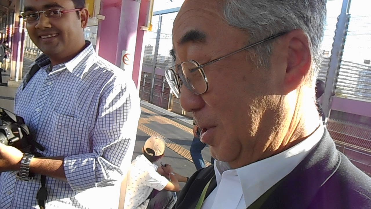 Japanese speaking in Hindi