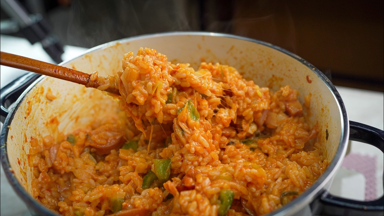 계속 생각나는 맛!! 냄비 치즈 김치밥 만들기