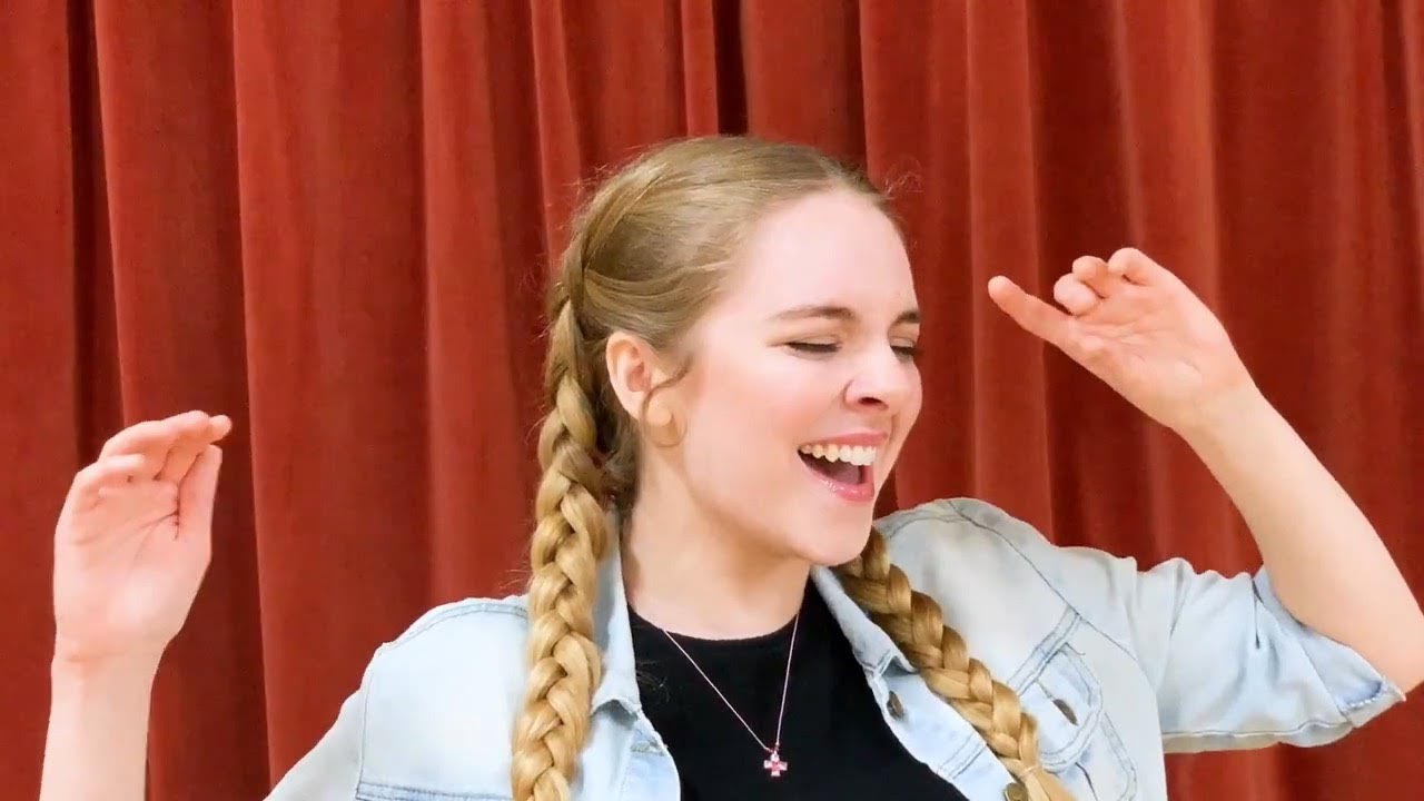 Darcy Rose Byrnes sings 