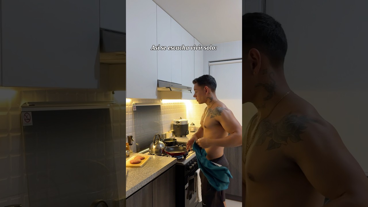 As&iacute; se escucha vivir solo #dailyroutine #vlog #rutinareal #rutinasdiarias #home #limpieza