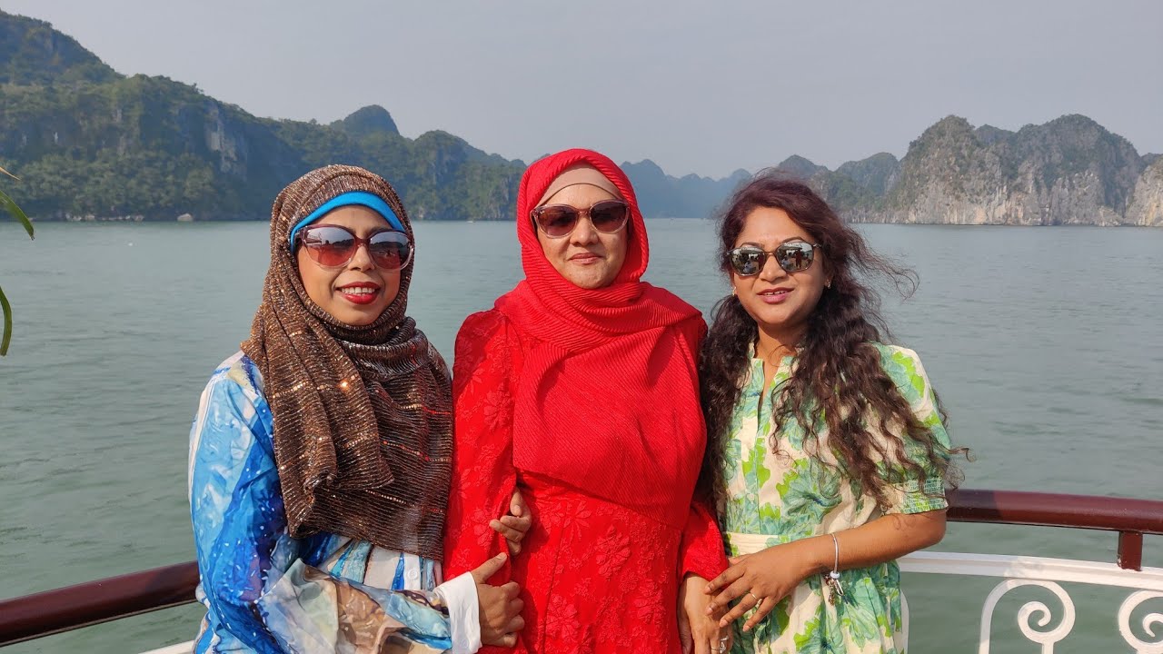 Lan Ha Bay | Cat Ba Island | Vietnam