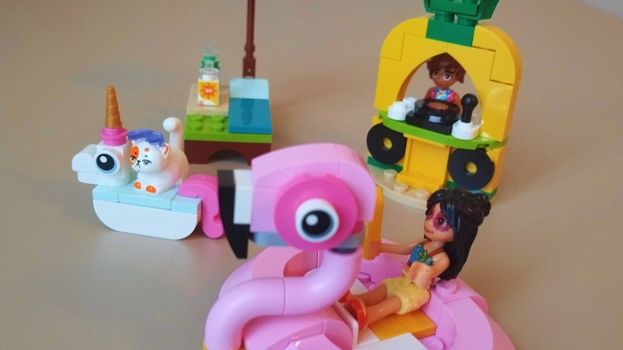 FLAMINGOO!! LEGO Friends Unicorn & Flamingo Pool Party | Lego Friends 42658