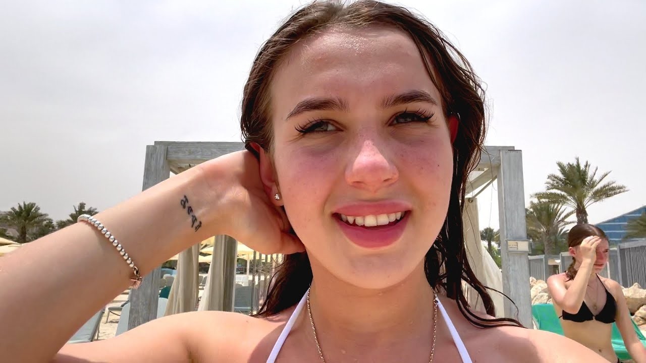 VLOG В ДУБАЙ 🌴 Море, шопинг и забавления | Приключенията на Даяна и Кнопа