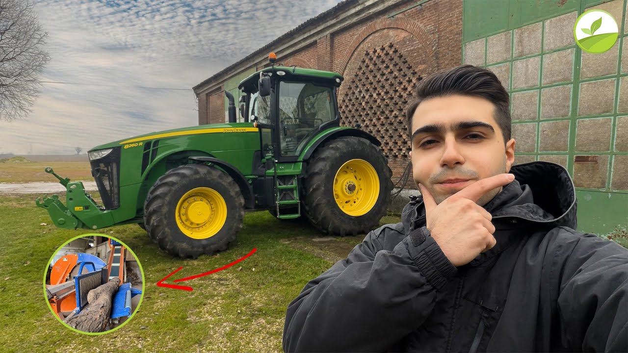 TAGLIO LEGNA CON IL JOHN DEERE 8R? 😮 - FarmVlog #38