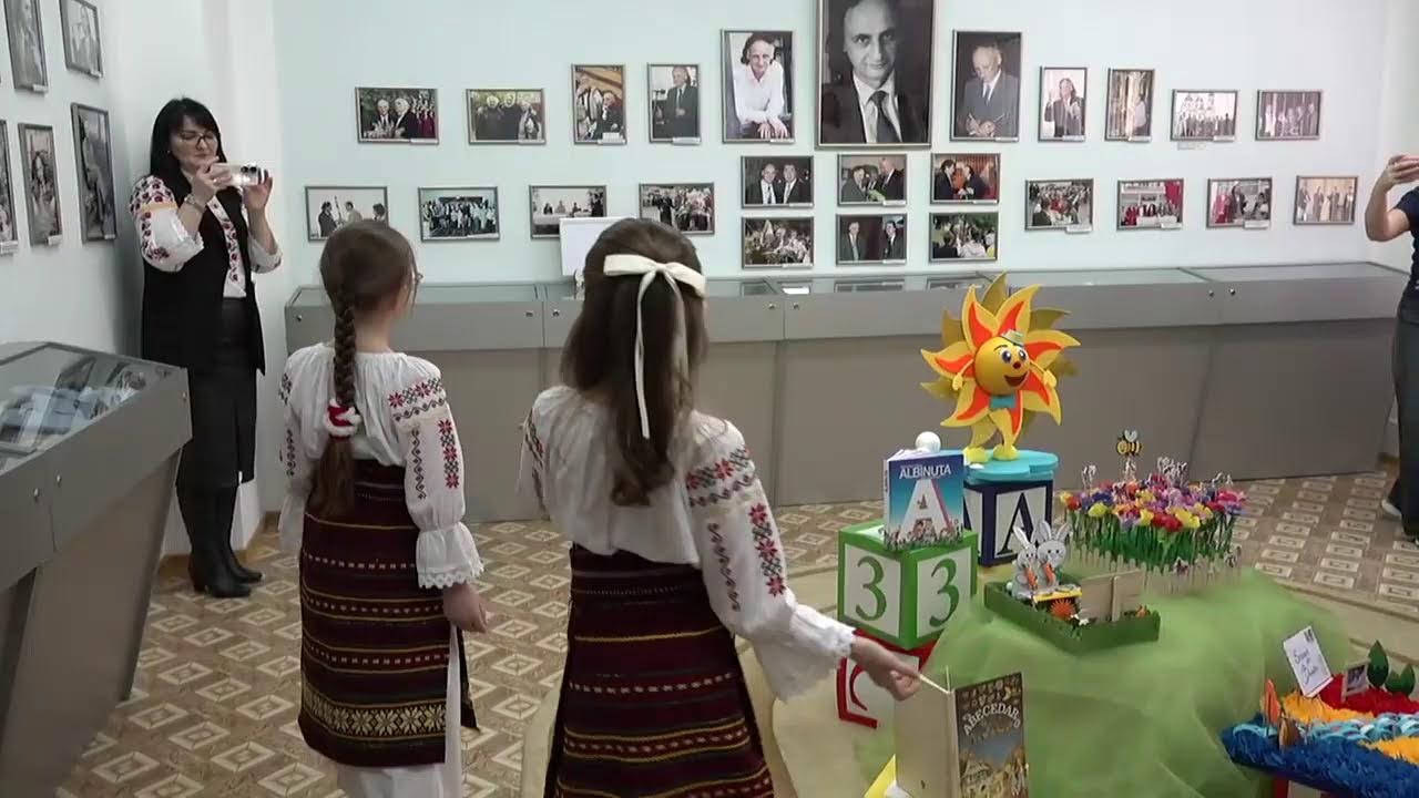 Dezvelirea bustului poetului Grigore Vieru din incinta Școlii Primare nr.83 „Grigore Vieru”