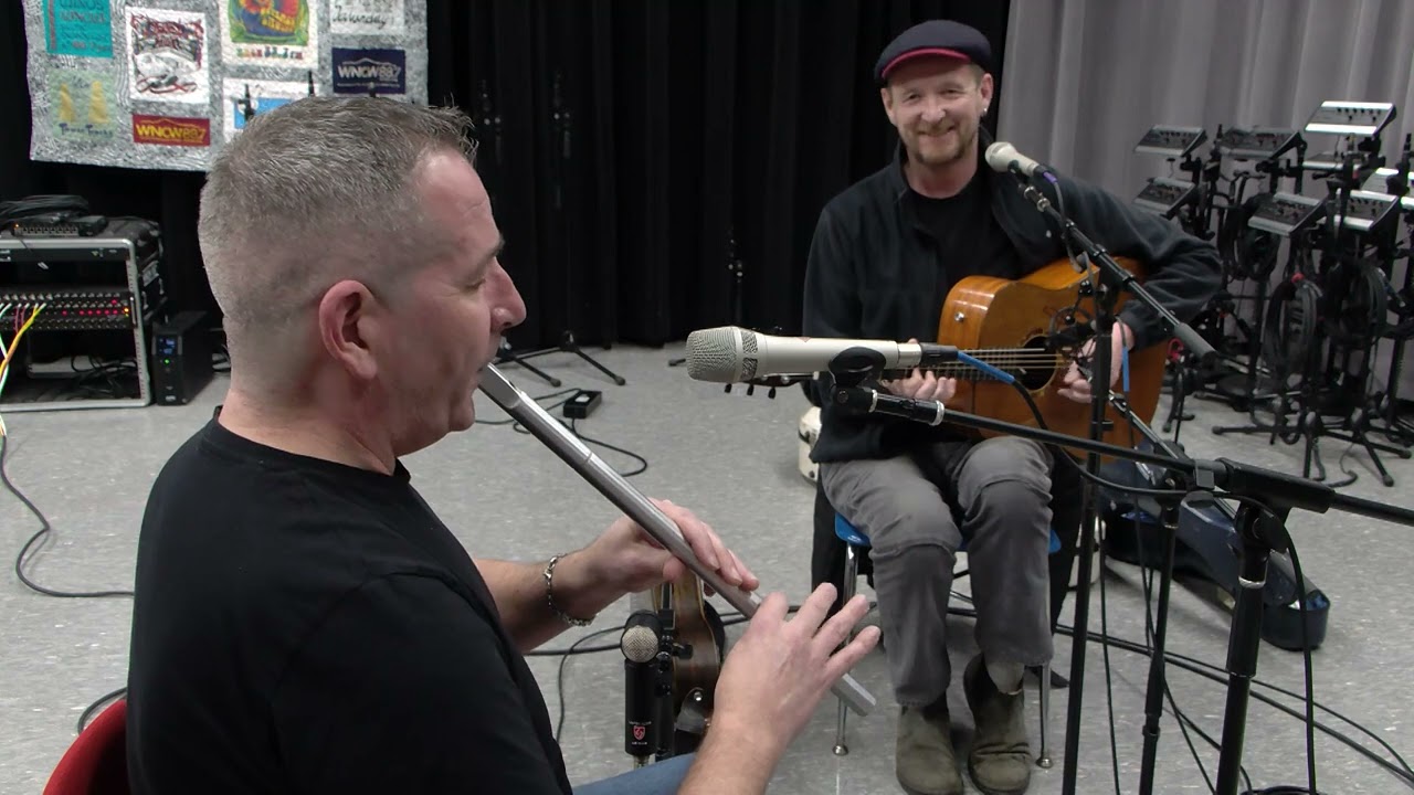 John Doyle & Mick McAuley - The Mummer's March/The March of the Magi/Morning Rory/Give Us a Drink of