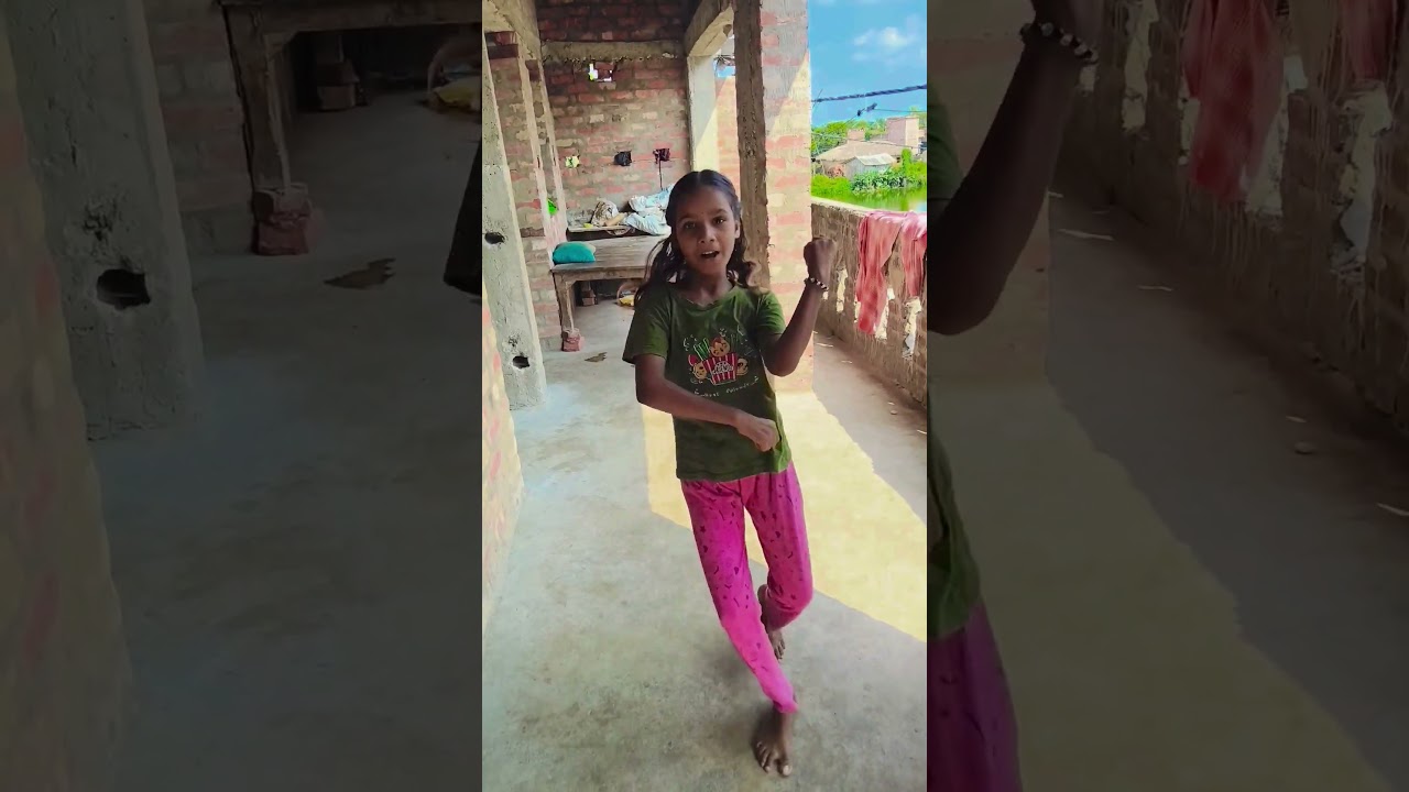 dekha ka khabar 💚💚 #youtubeshorts #shortvideo trending song dance
