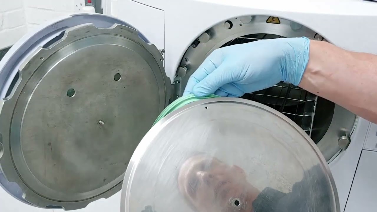 HTG0055 01 SES 225B   How to replace the Door Seal 101123