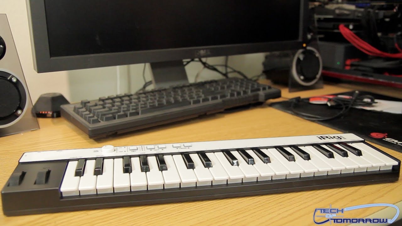 Распаковка универсальной клавиатуры-контроллера IK Multimedia iRig KEYS для Mac/PC