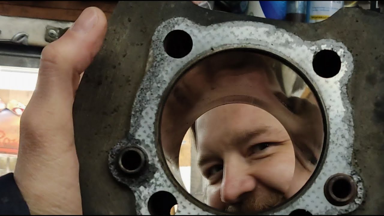 В гостях у Alkothrashers Garage - Мизантроп разобрал ЦПГ своего Софтейла!