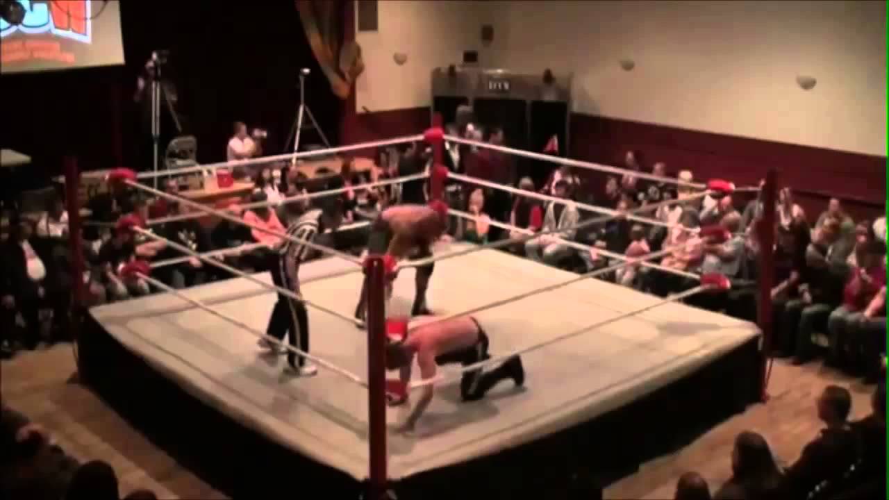 Tom MacDonald VS Synn