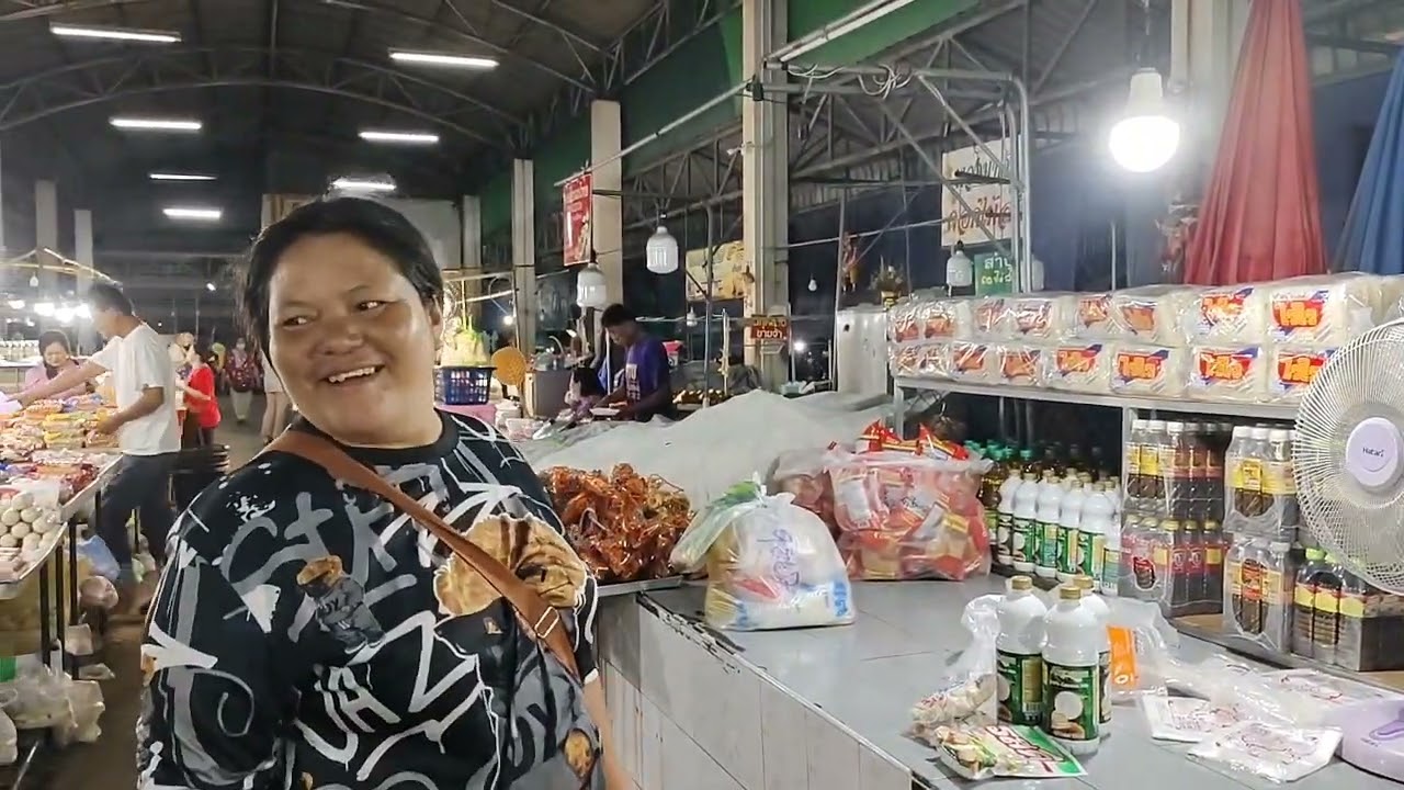 Ep.537 ตื่นแต่เช้าพาน้องแนนน้องแก้มมาเดินตลาดสดหนองกี่