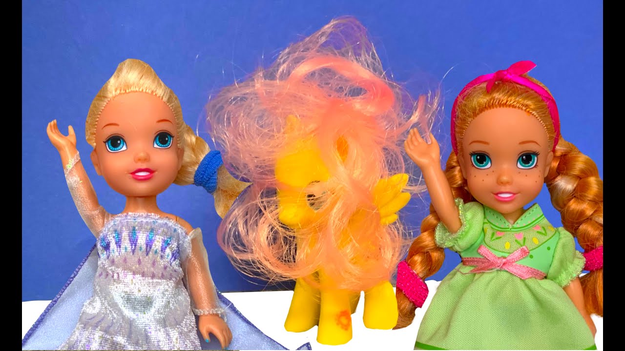 Elsa and Anna toddlers get new hairstyles for the ponies