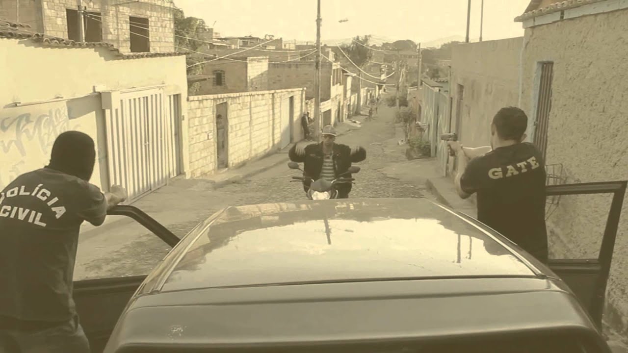 MC Charlim - Tempos de Infância - Clipe Oficial