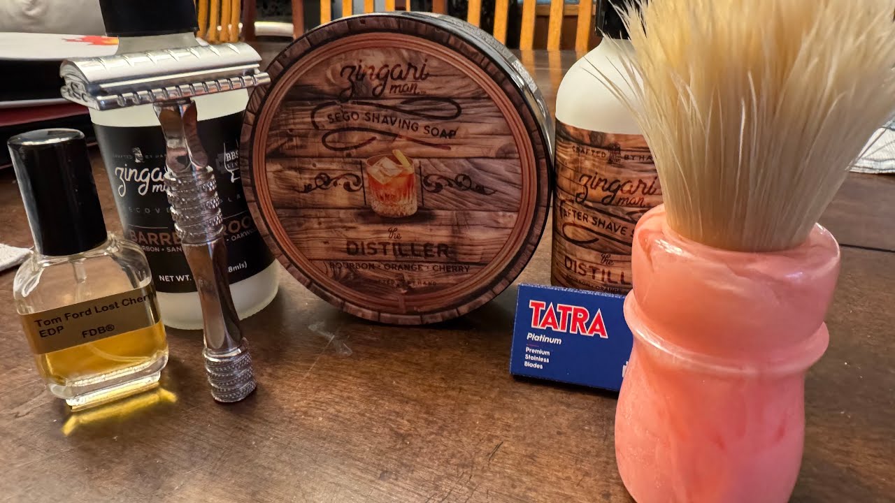 Влажное бритье: #женскаянеделя2 с @zingariman The Distiller и @StirlingSoap бритвой “The Butcher” 🩸