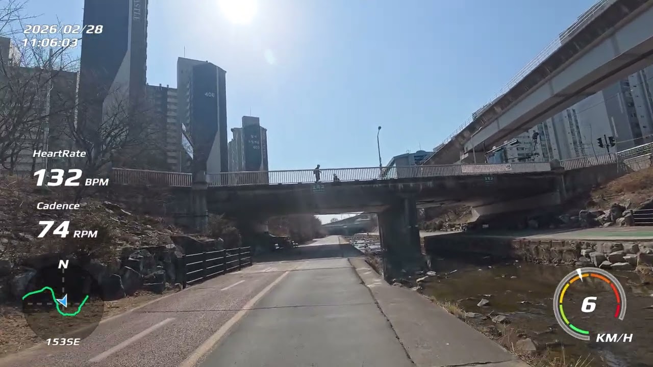 어룡역에서~훈민중학교까지 부용천 자전거길따라-2 Running in Korea/Uijeongbu a clear day-2 4.2K Virtual Run 39min 4.2km POV