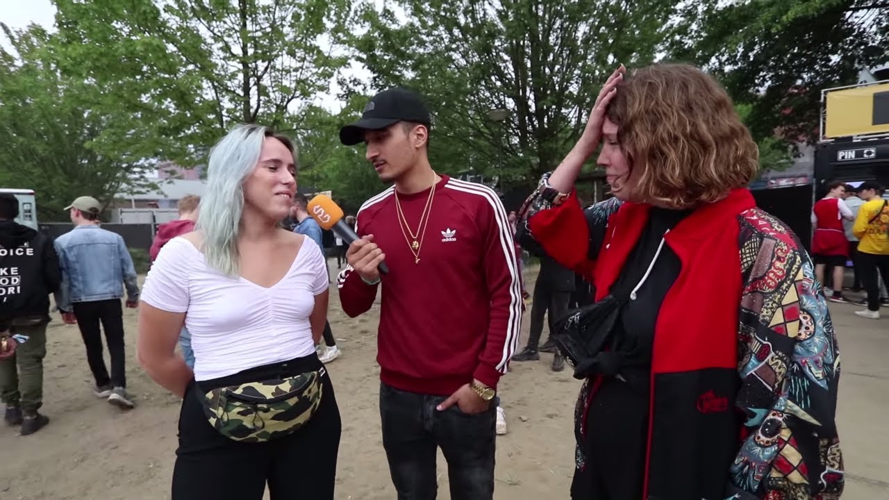 HOE VAAK HEB JIJ SEKS PER WEEK?? - SUPERGAANDE FESTIVAL INTERVIEW (WOO HAH)