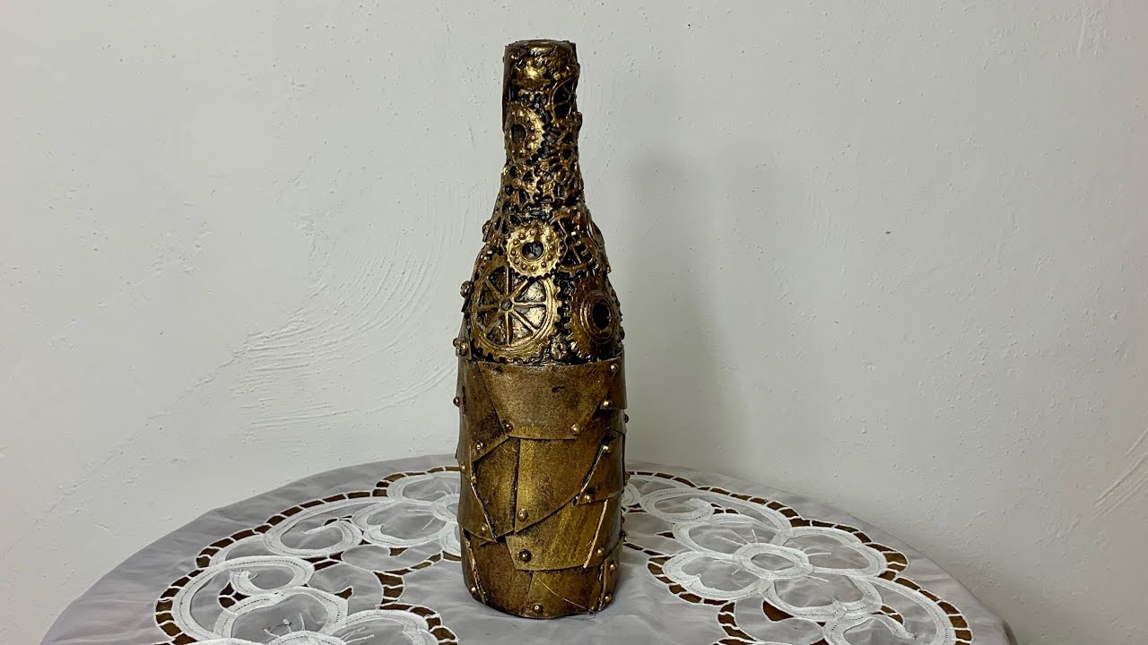 Steampunk. T&eacute;cnica sencilla. Botella de vidrio. DIY. Artesanato. Manualidades f&aacute;ciles.