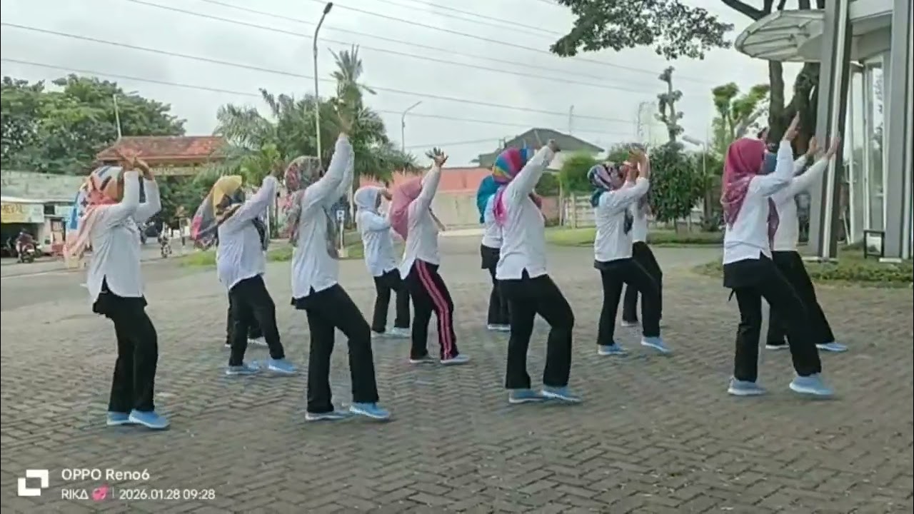 Mambo up/Line Dance/choreo Georgie Mygrant(USA)Demo emak³syantik