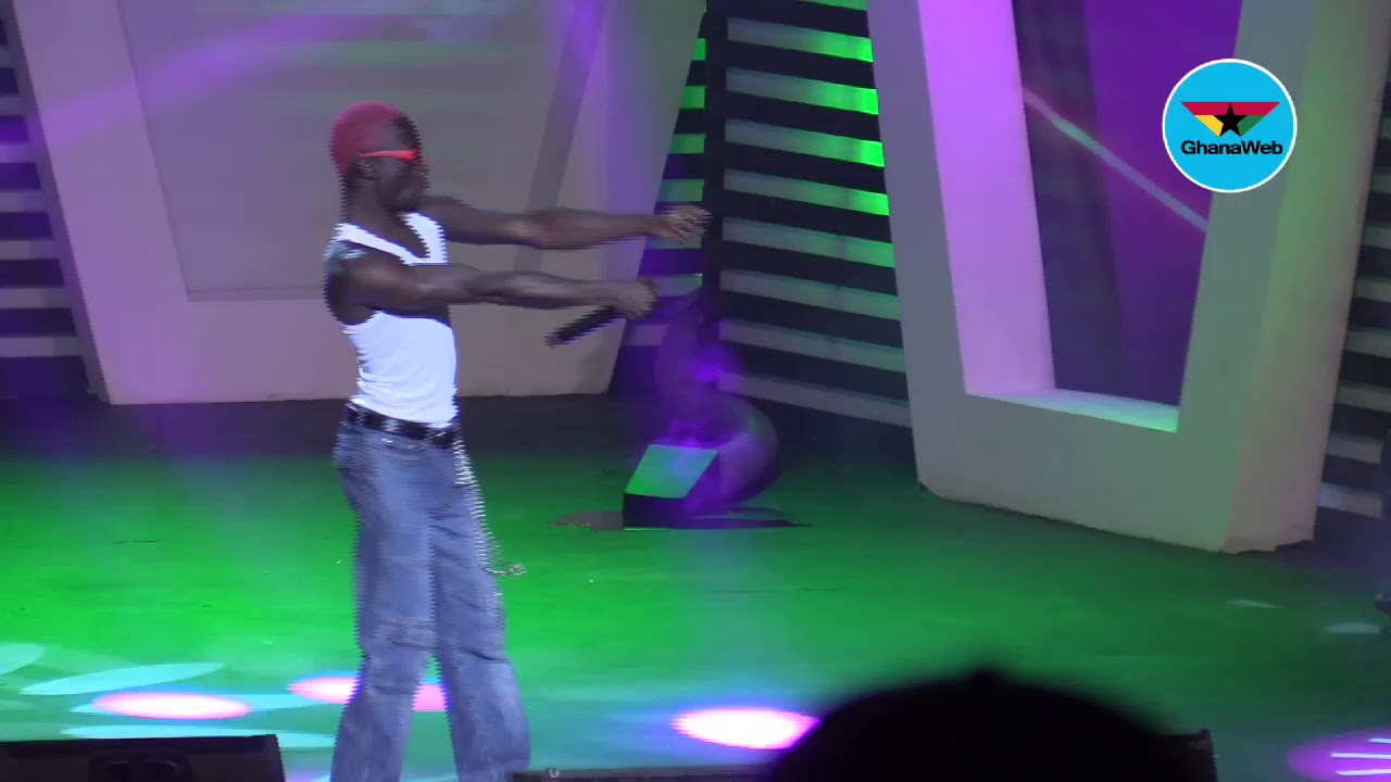 Bosom P-Yung performs 'Attaa Adwoa' at Mentor Reloaded grand finale