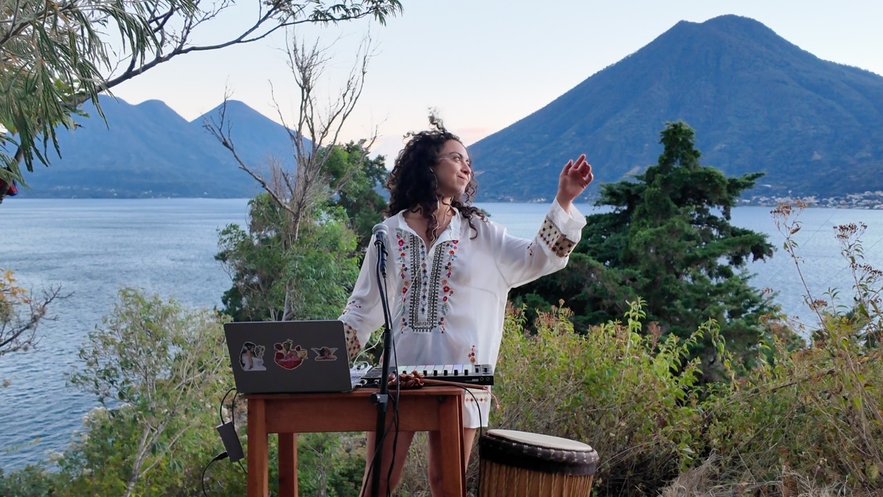 DELADY • 'El Canto de mi Abuela' Live Session Lake Atitlan Guatemala | Folktronica Organic Downtempo