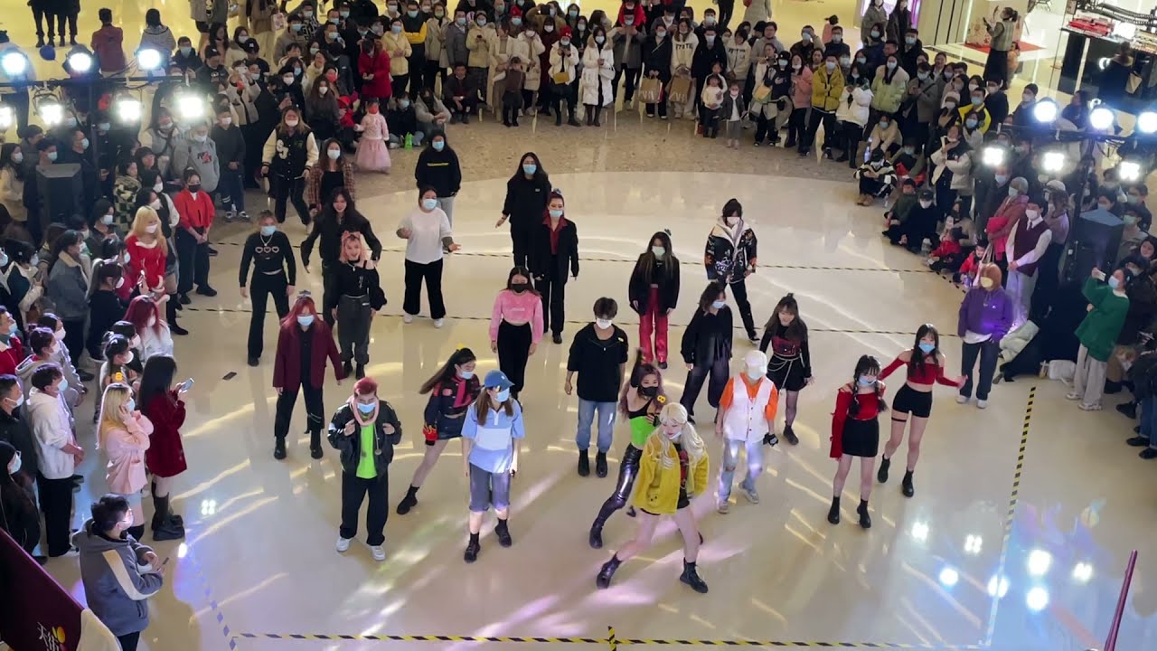 Kpop Random Play Dance in Public in Hangzhou, China on December 31, 2021 Part 1