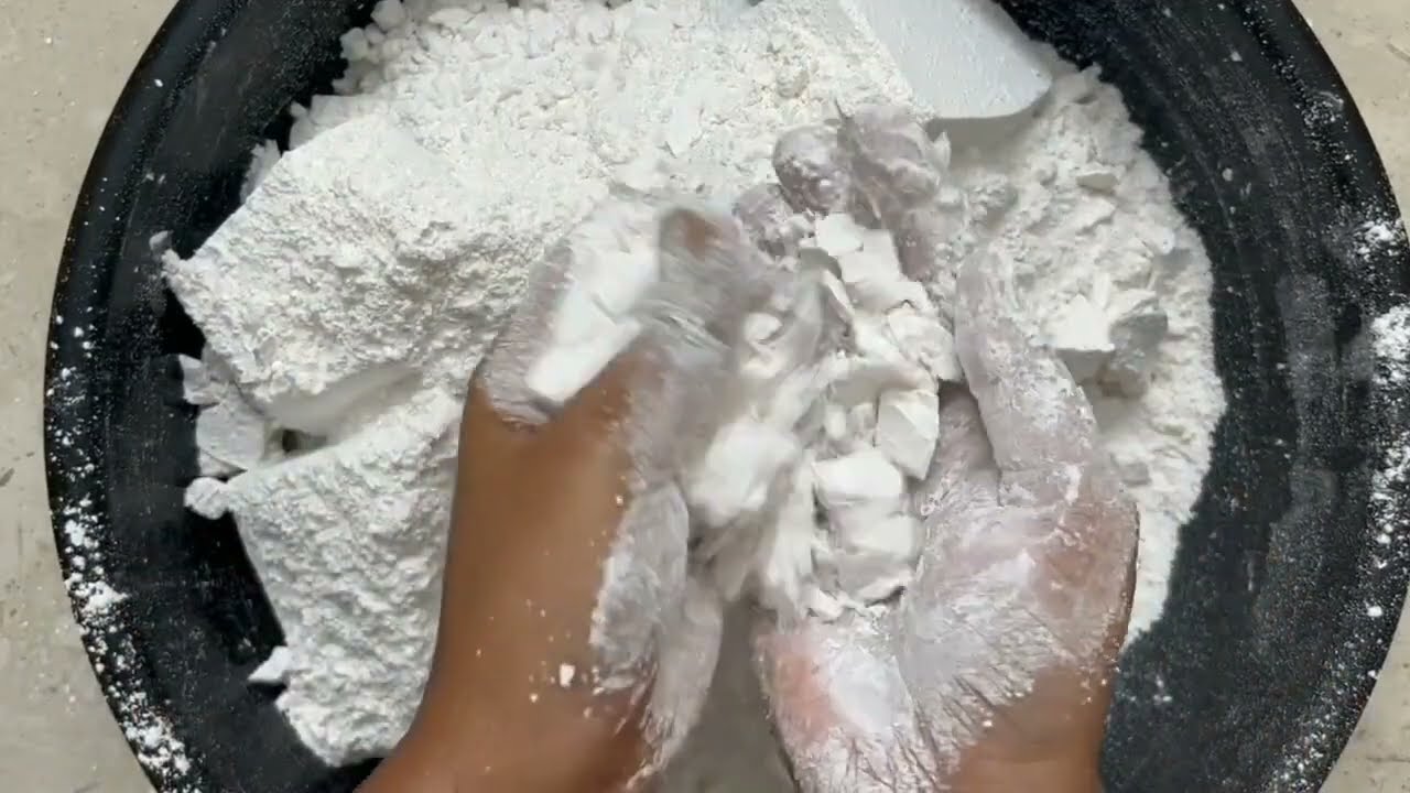 fresh Crunchy gym chalk asmr edit oddly satisfying #gymchalk #satisfying #asmr @asmr_crazycat