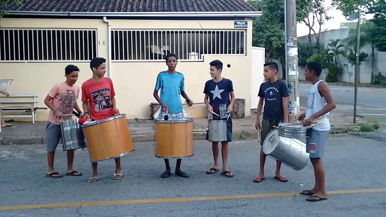 Bateria da Torcida Organizada dos Meninos da Vila Ipanema