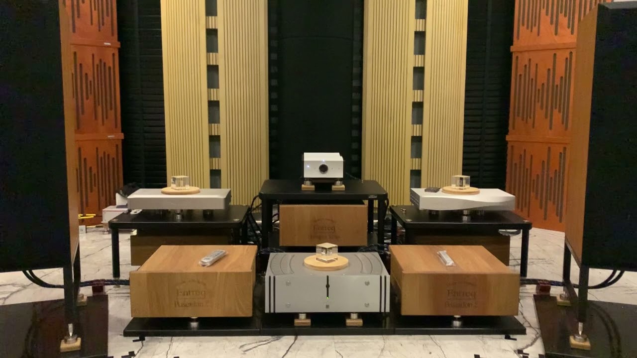 ATC SCM100 vs Mola Mola Tambaqui - The Sound Of Silence